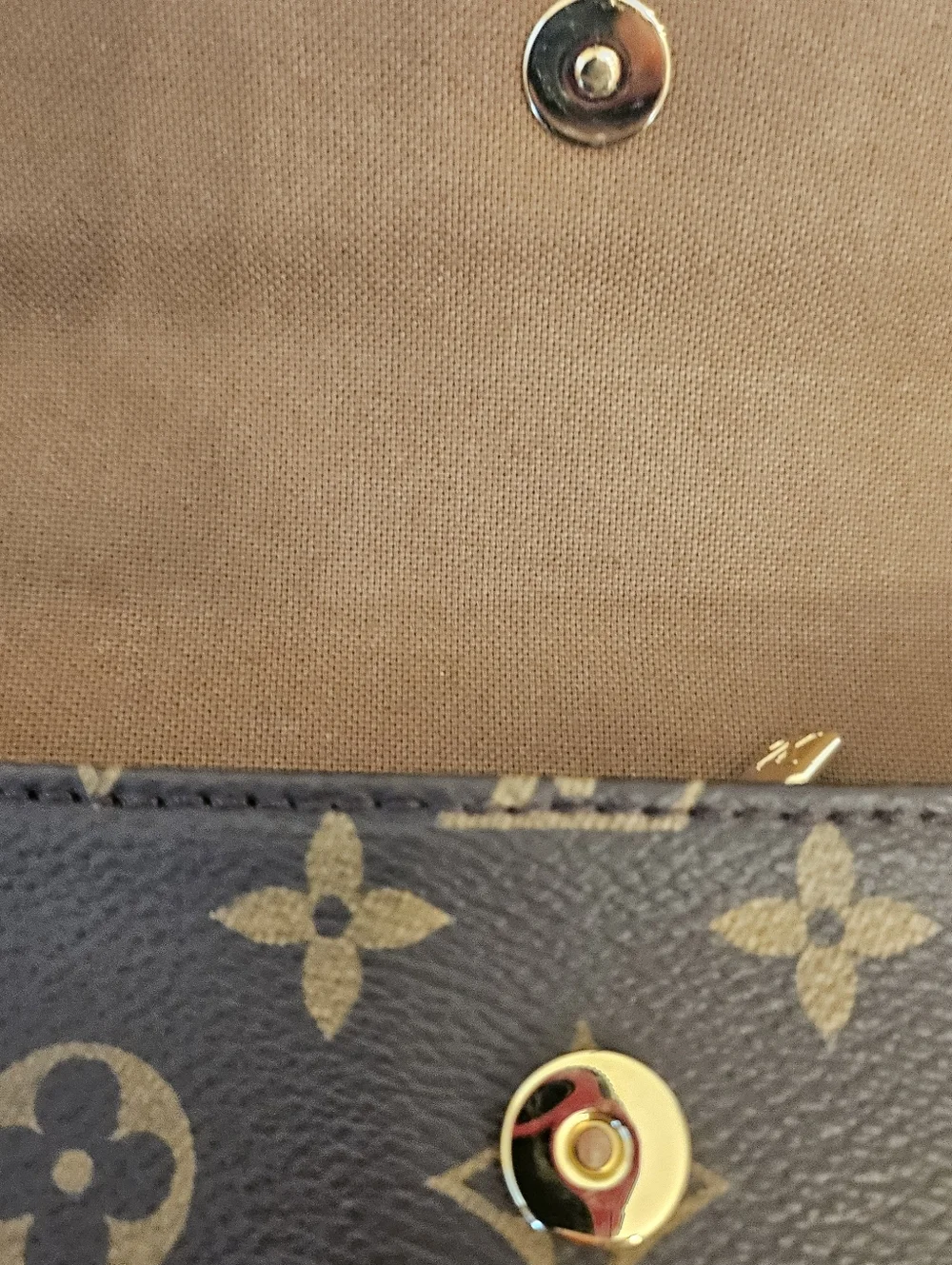 Louis Vuitton Ivy Wallet On Chain Monogram Microchipped w/ Dustbag - Picture 14 of 15
